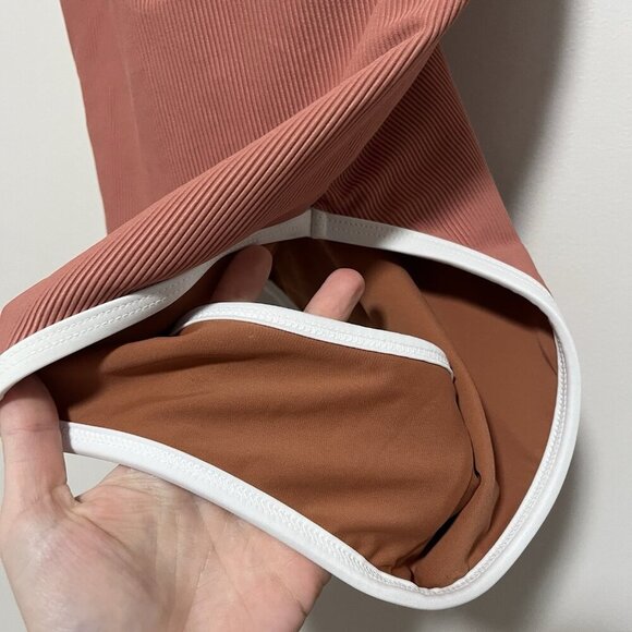 LainSnow Ocean Isle Women's One Piece Bathing Suit in Sangria Size XS - Picture 4 of 9